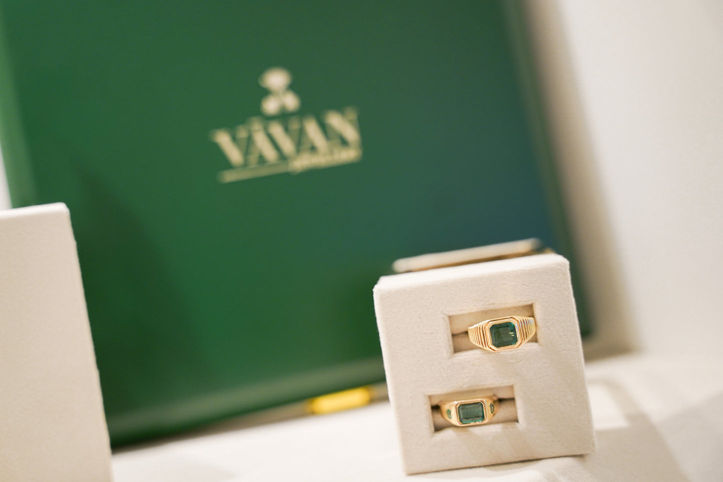 Emerald ring