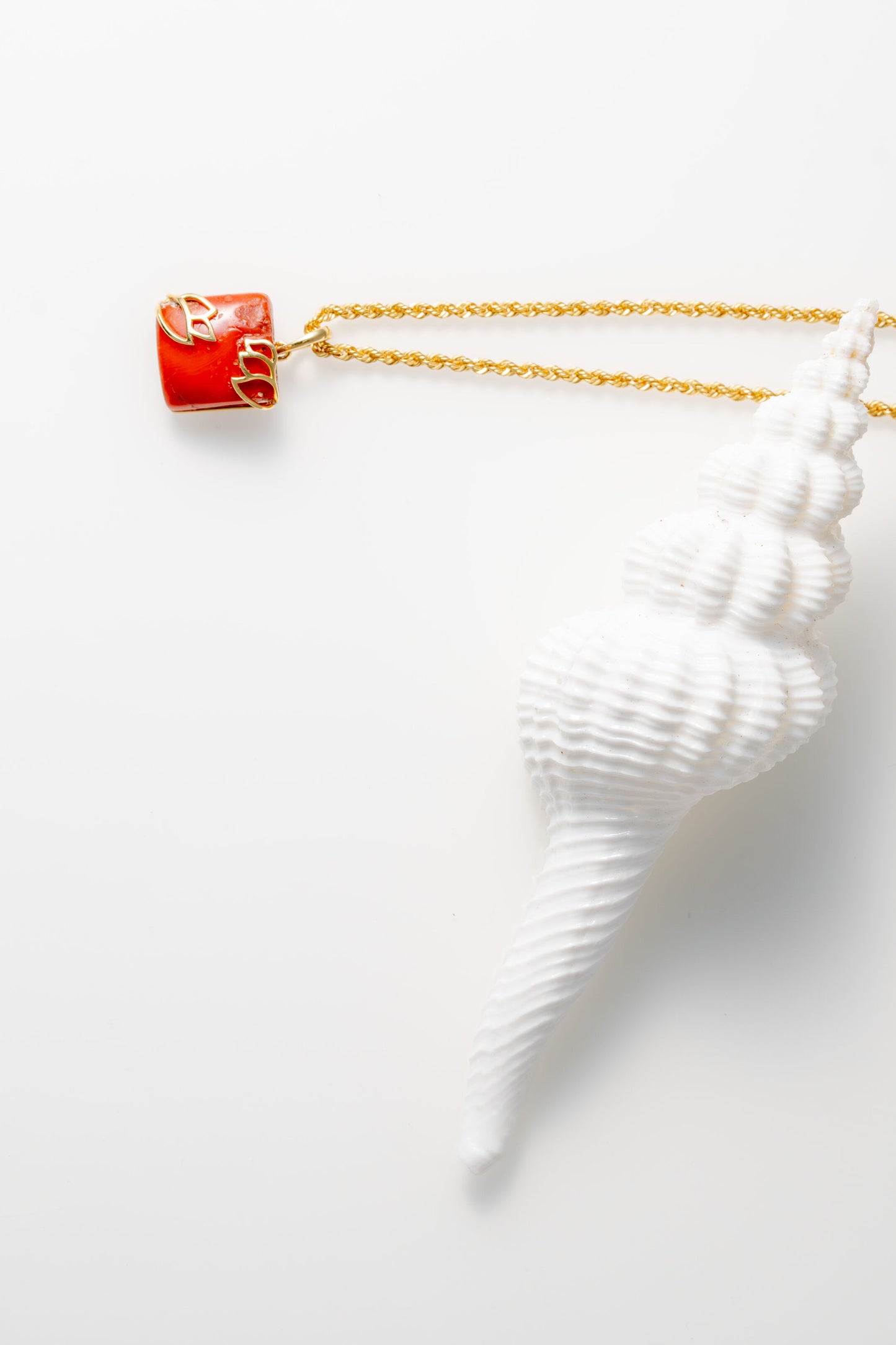Coral pendant