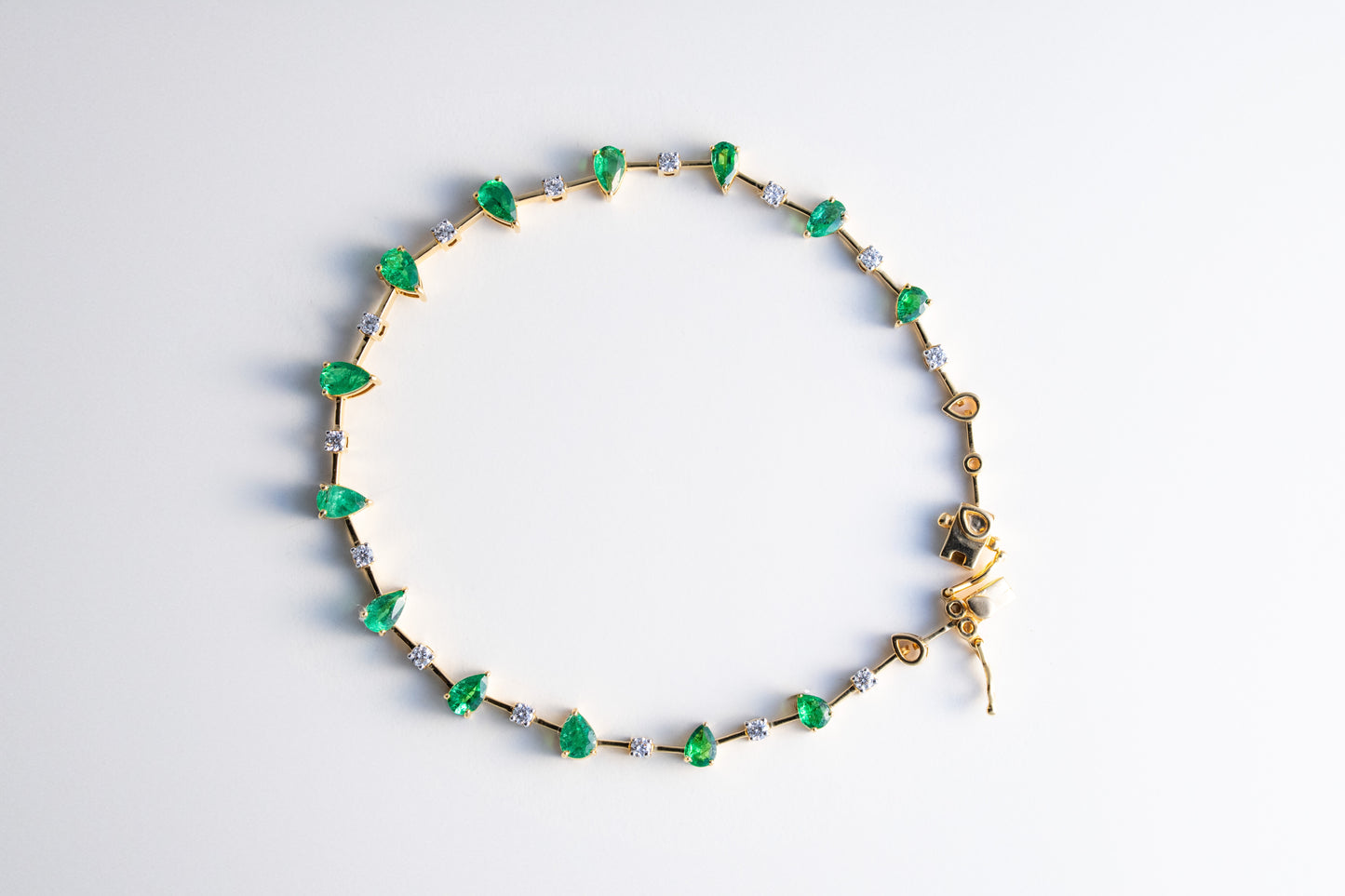 Emerald bracelet