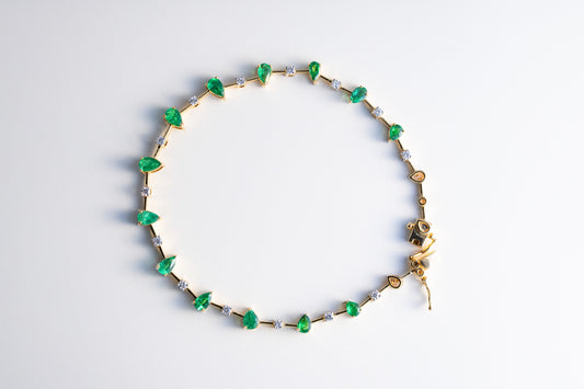 Petite water drop emerald bracelet