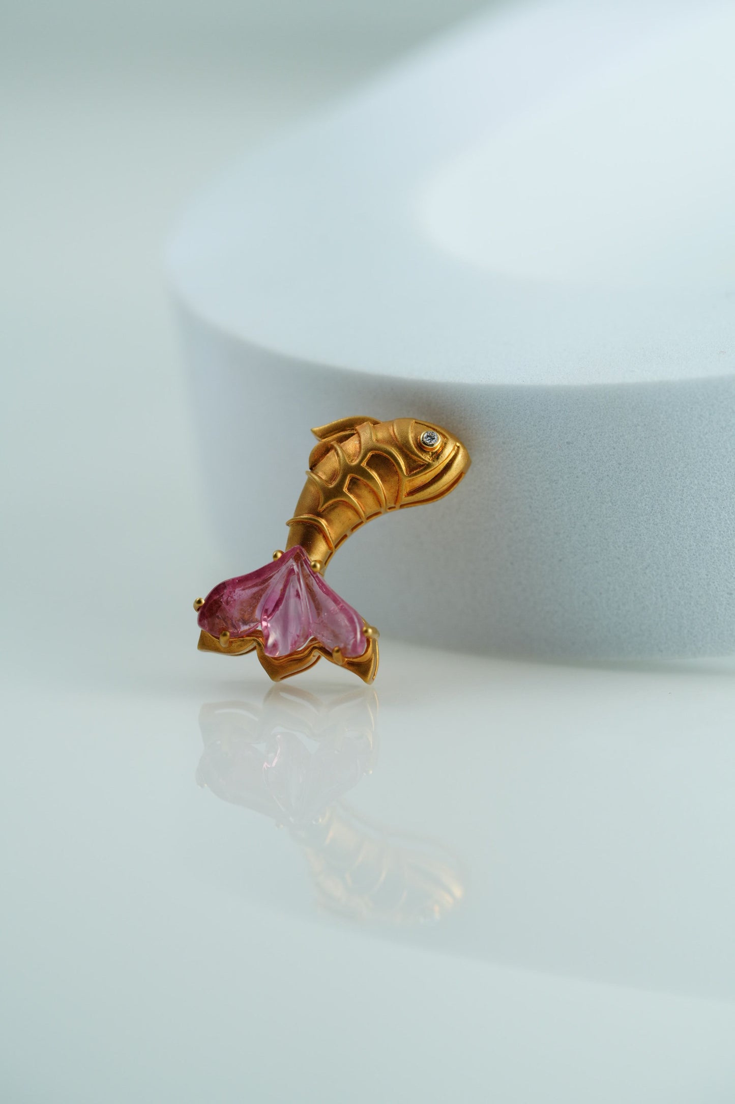 Fish pendant tourmaline