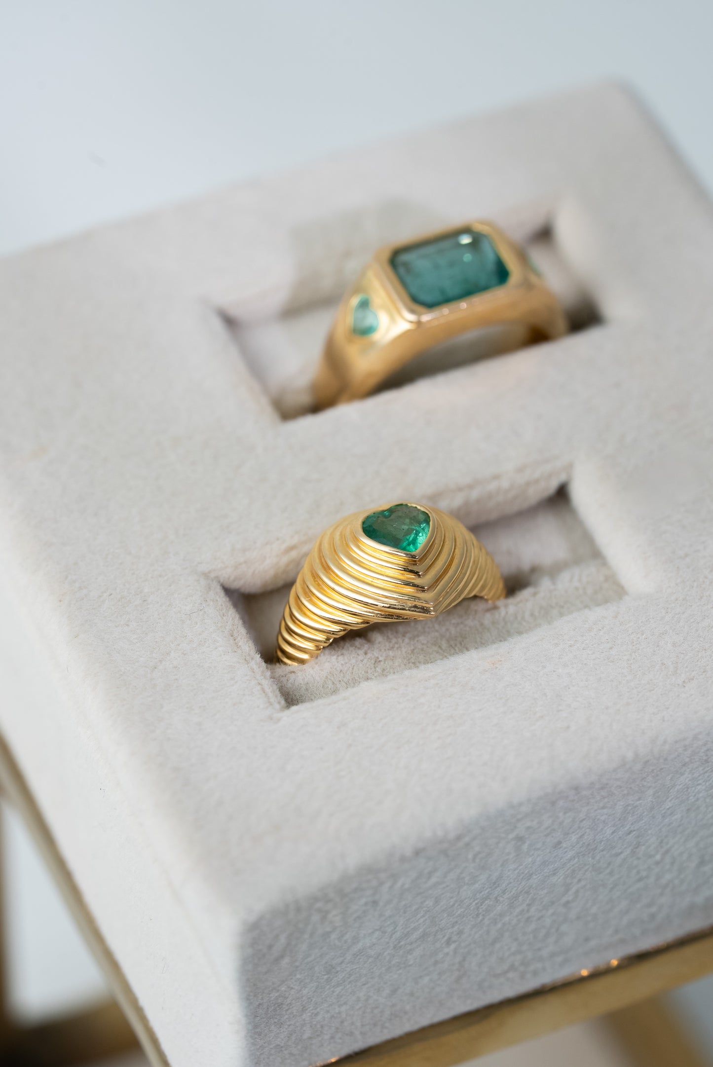 Heartmark Emerald Ring